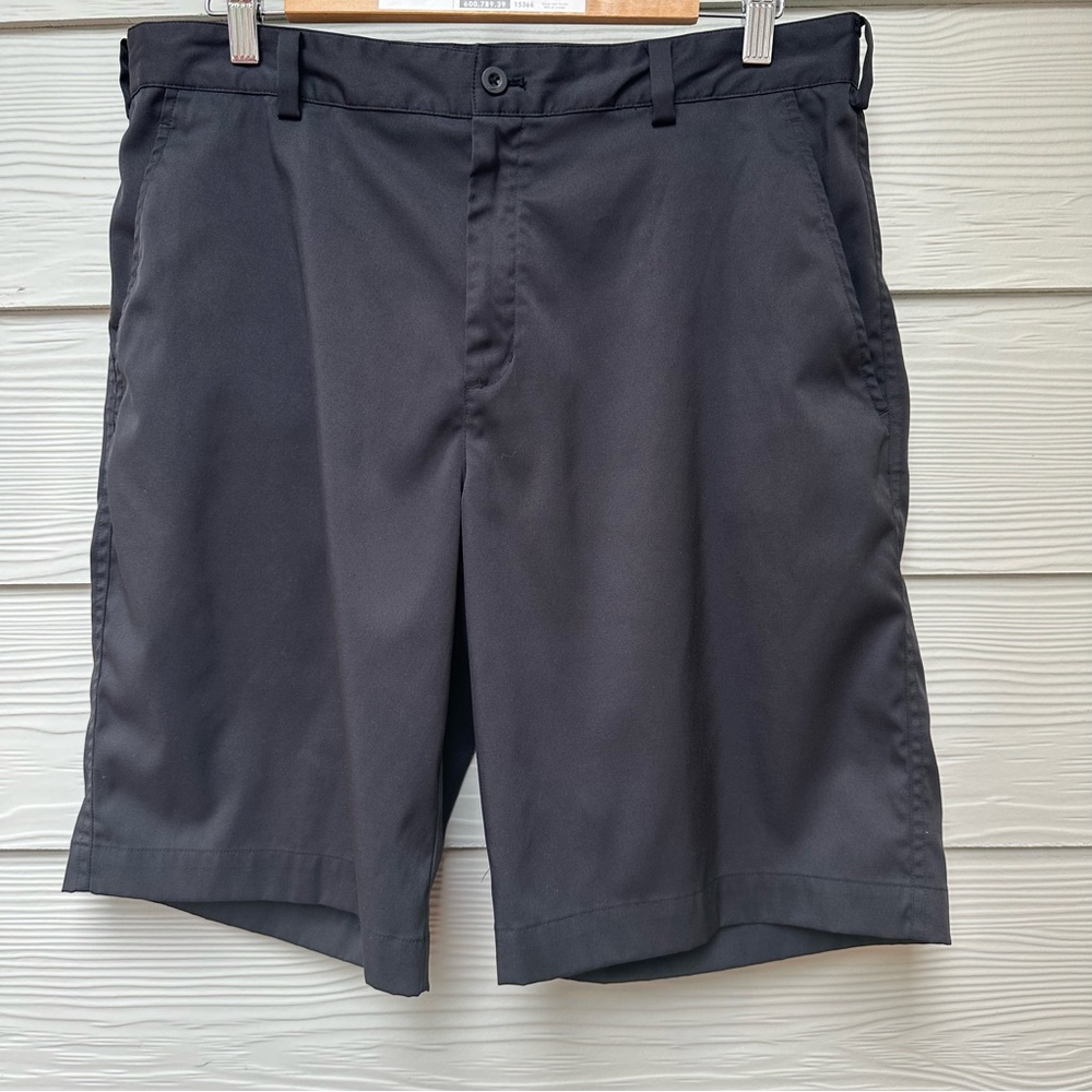 Nike black Golf Shorts size 34
